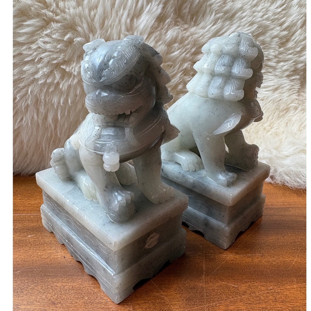 Vintage Hand Carved Soapstone Foo Dog Statues Set of 2 Chinese Guardian Lions Fu